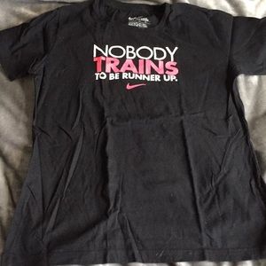 Nike tee 🔥3 for $25⚡️